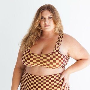 ARQ Wide Strap Bra in Pierrot